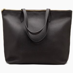 Cuyana Classic Zipper Tote in Black Pebbled Leather NWT